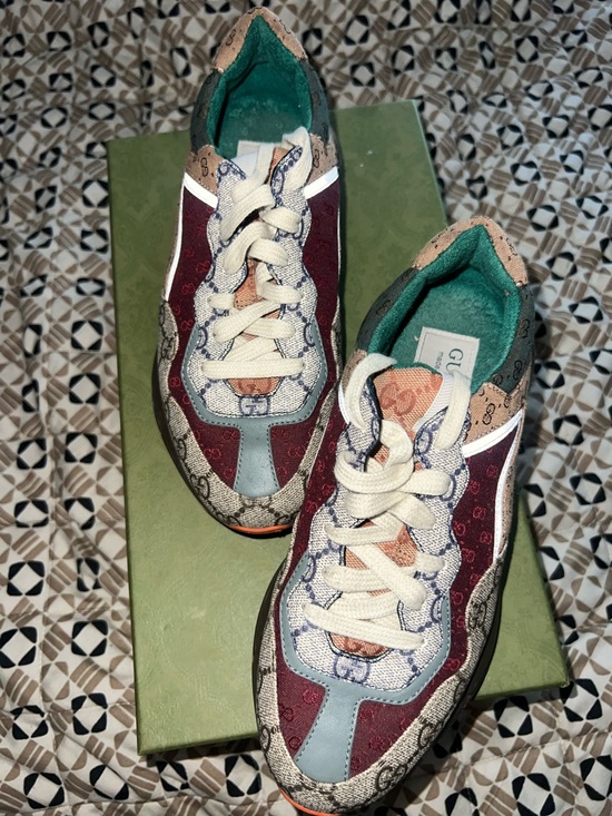 Gucci Rhyton Sneaker - Picture 6 of 6